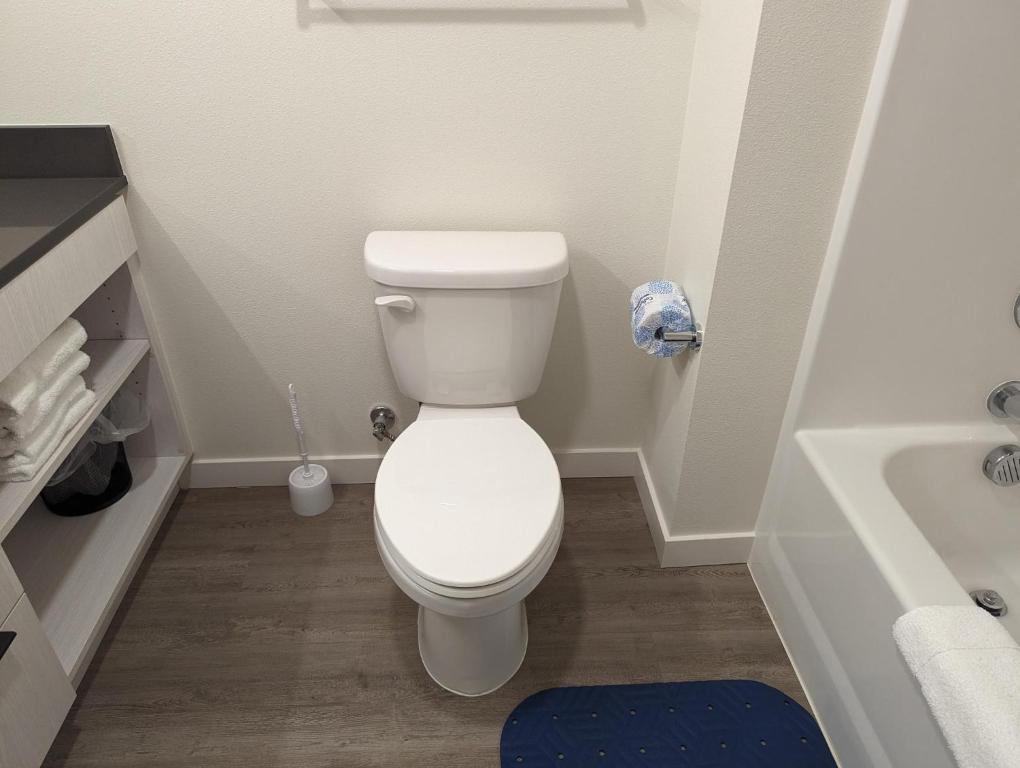 Koupelna v ubytování Marina Square Suites