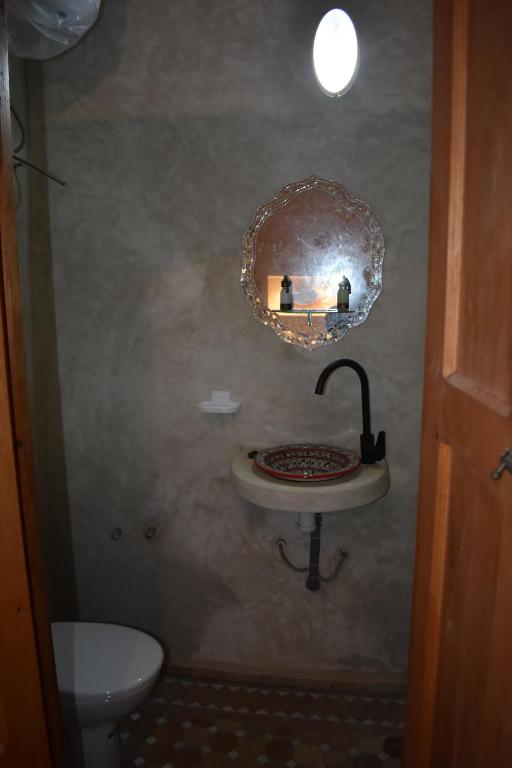 Koupelna v ubytování Riad Mogantique-Essaouira