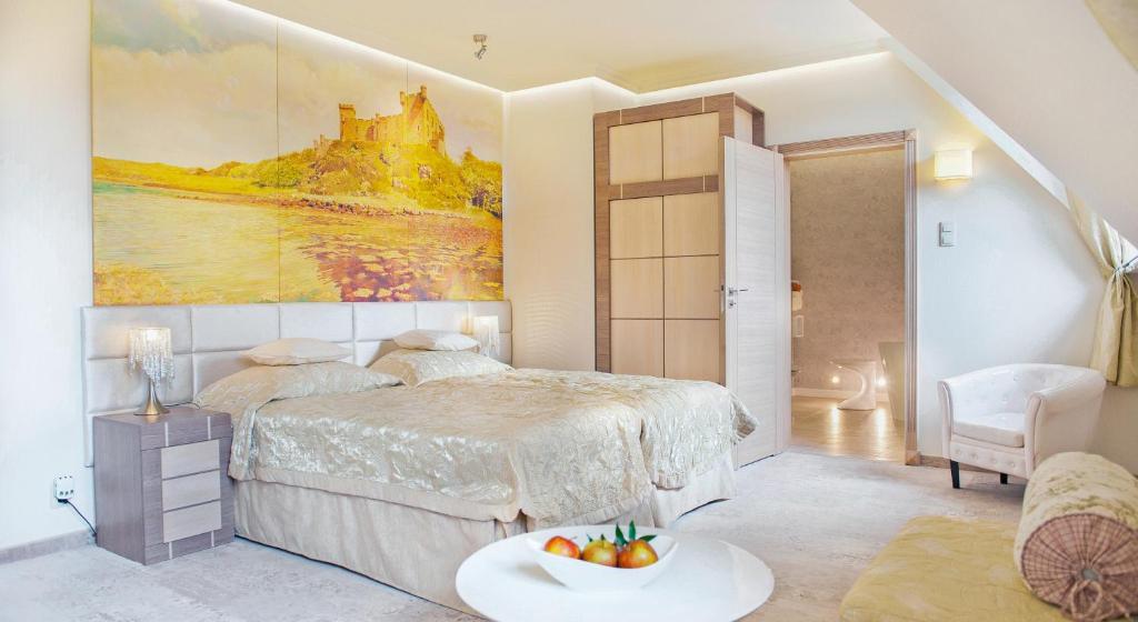 Posteľ alebo postele v izbe v ubytovaní Manor House SPA Luxury of Silence