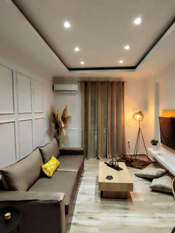 Posezení v ubytování Aneira Suite in Chalkida