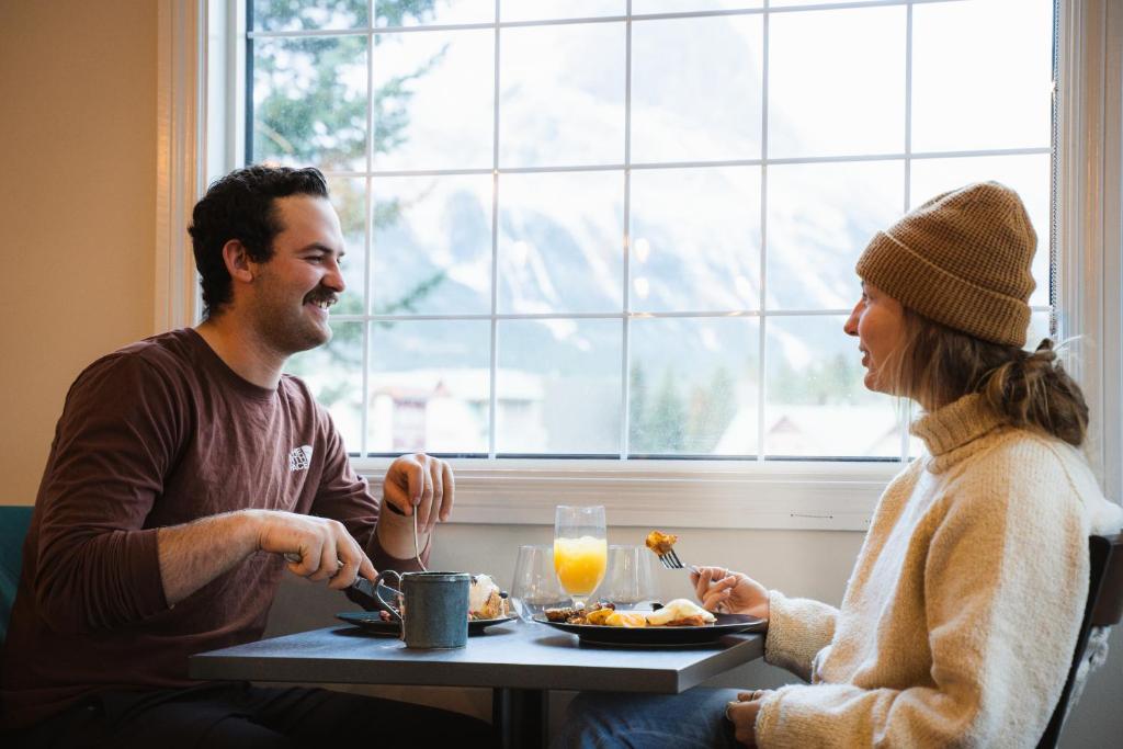 Northwinds Hotel Canmore - Resim 9