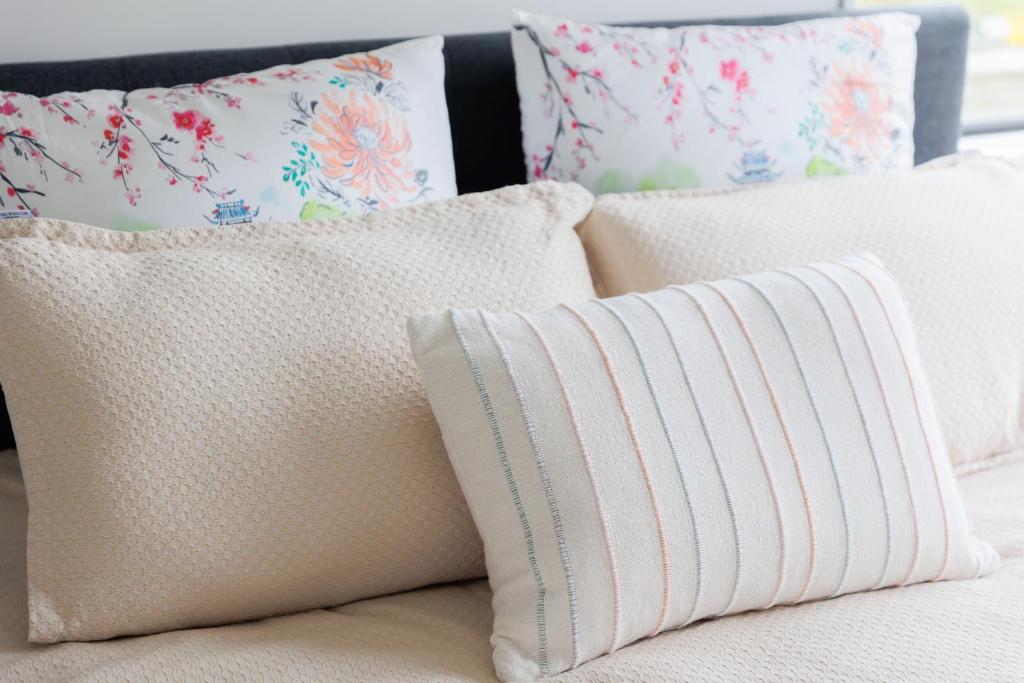 4 bedrooms Retreat with Netflix with Prime Location - Resim 30