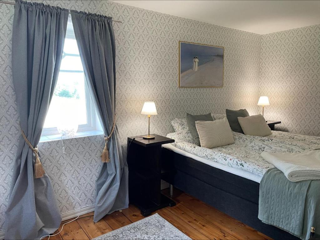 Postel nebo postele na pokoji v ubytování Bärsta Svit BnB