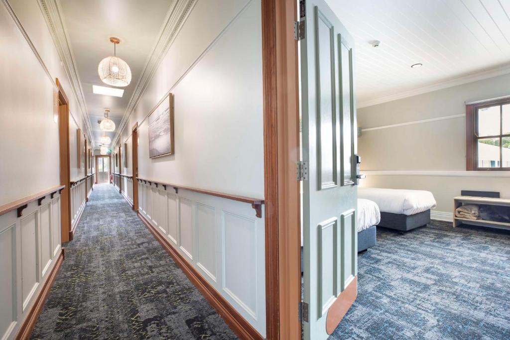 Nightcap at Manly Hotel