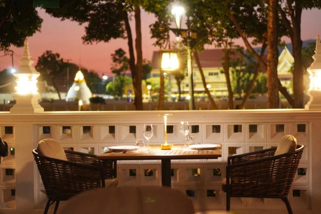 March Hotel & Suite Riverside - Resim 42