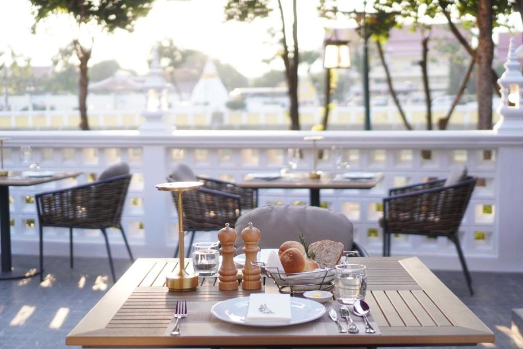 March Hotel & Suite Riverside - Resim 41