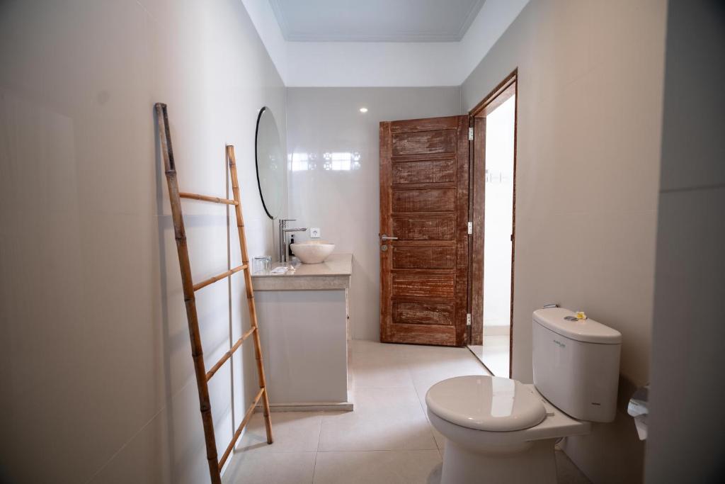 The Eight Villa & Rooms Bali - Seminyak - 4