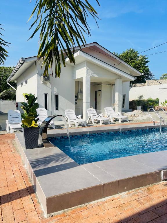 Bazén v ubytování Rooma Kichi Private Pool nebo v jeho okolí