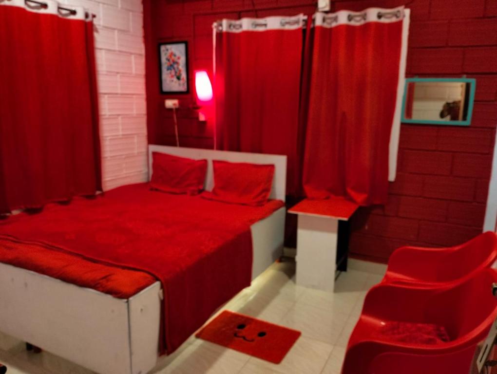 Postel nebo postele na pokoji v ubytování Greenland rooms