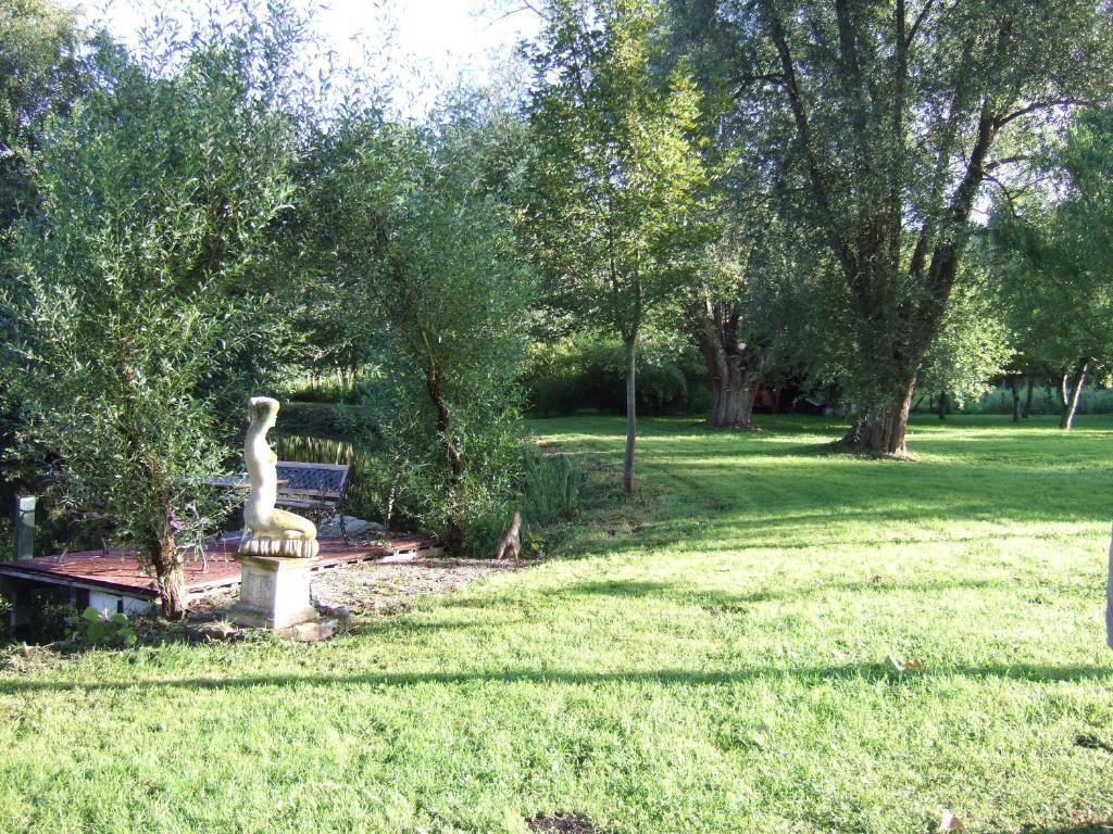 Zahrada ubytování La Maison de l'Epousée B&B