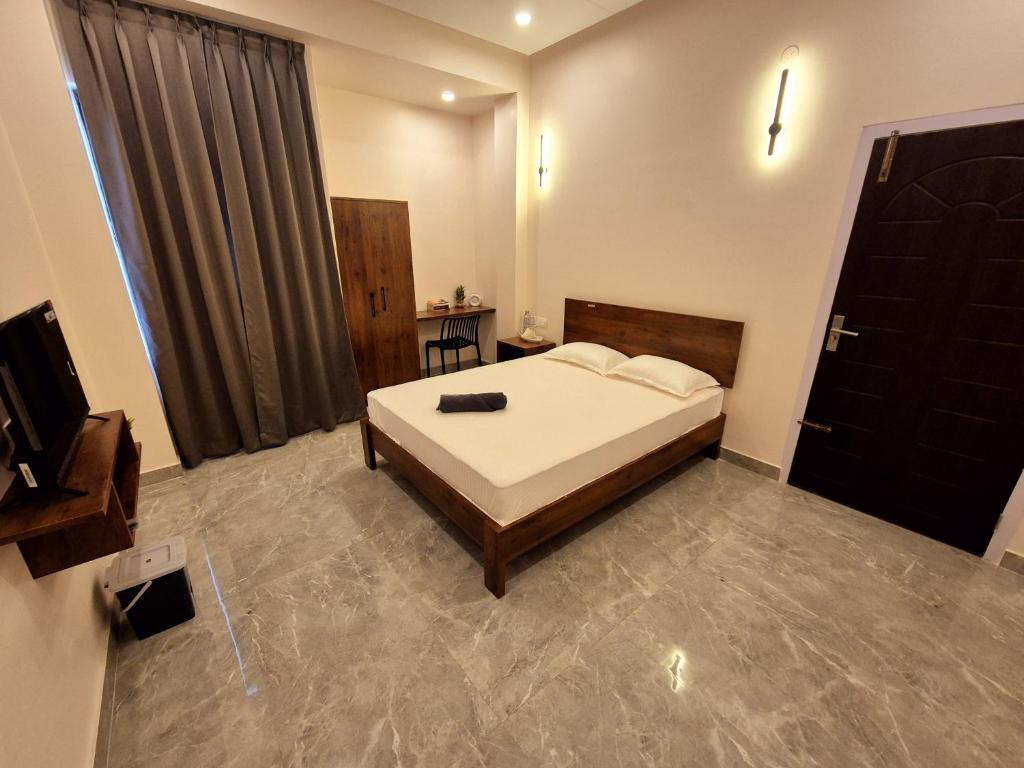 Postel nebo postele na pokoji v ubytování Antares Group Luxe Apartment