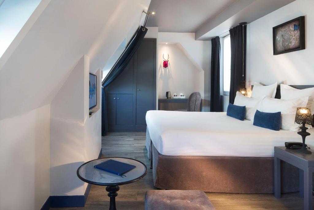 Hotel Mademoiselle - Deluxe Double Or Twin Room With Balcony