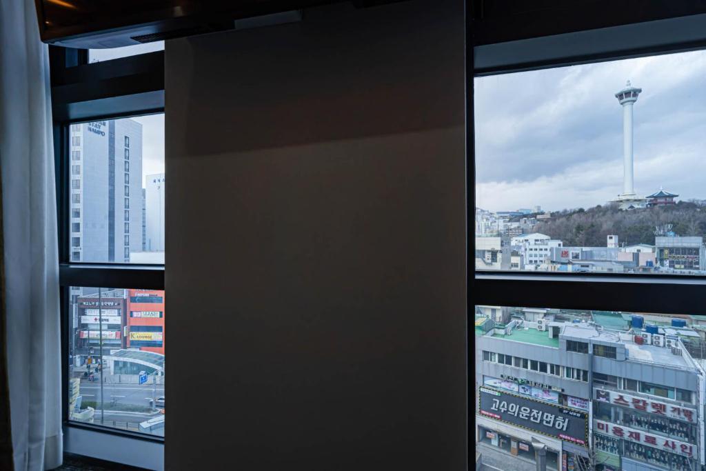 Nespecifikovaný výhled na destinaci Pusan nebo výhled na město při pohledu z hotelu