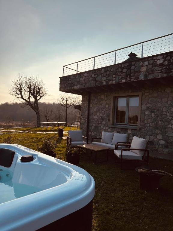 Fotografie z fotogalerie ubytování Holiday Home Sovenigo v destinaci Puegnago