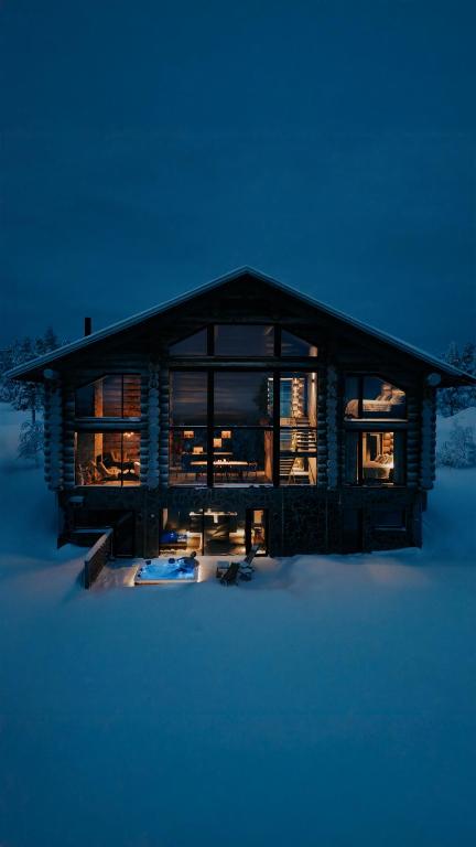 Luxury Villa Utsun Otso inc Hot Tub зимой