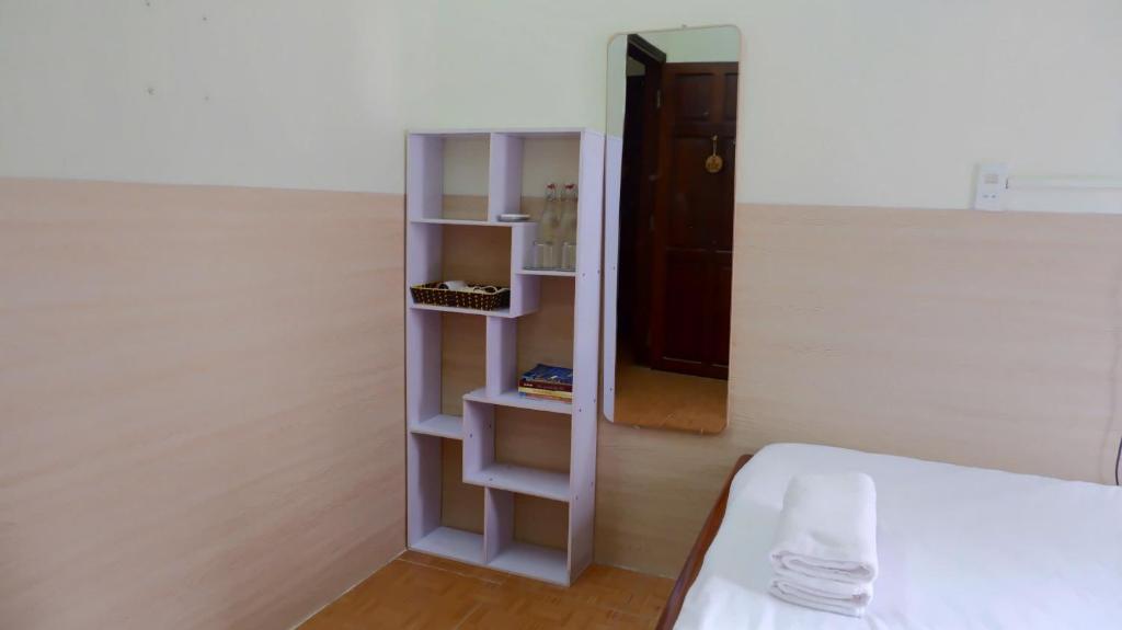 Giường trong phòng chung tại Hue Ancient Town - Homestay in Hue