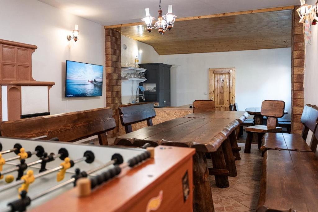 TV a/nebo společenská místnost v ubytování Party House Vratimov