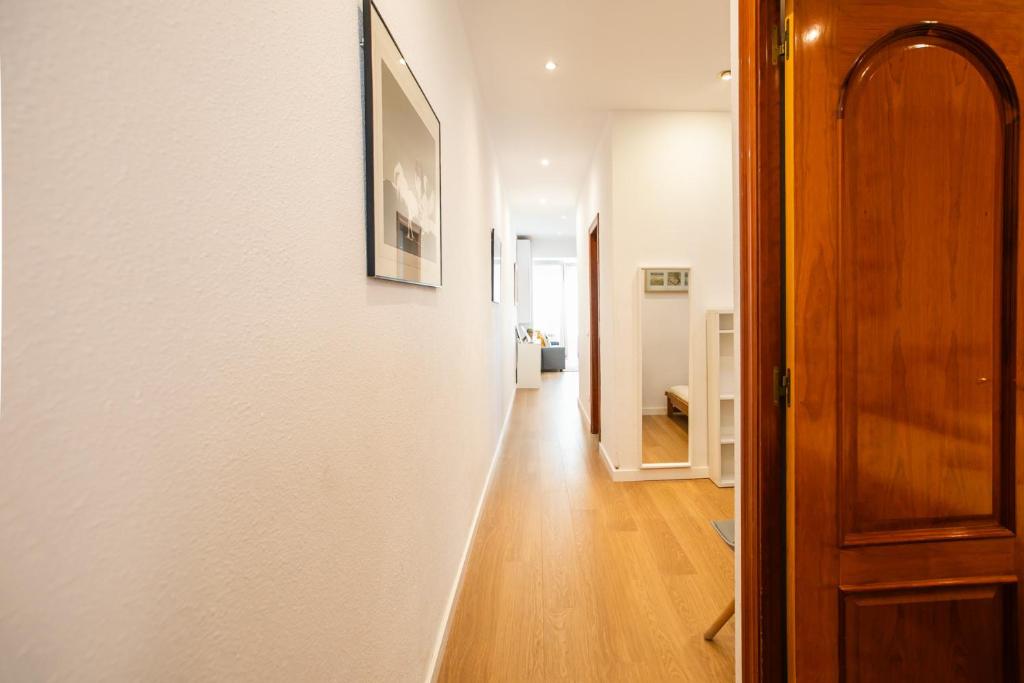 Televízia a/alebo spoločenská miestnosť v ubytovaní 42ara1026 - Spacious apartment in Eixample