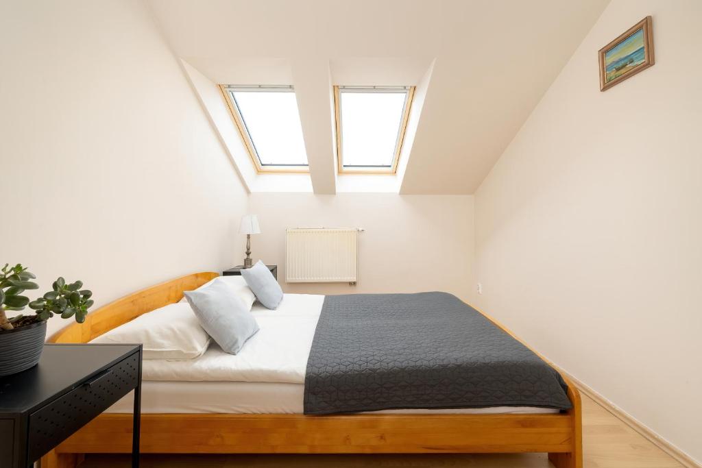 Posteľ alebo postele v izbe v ubytovaní Sunshine apartment