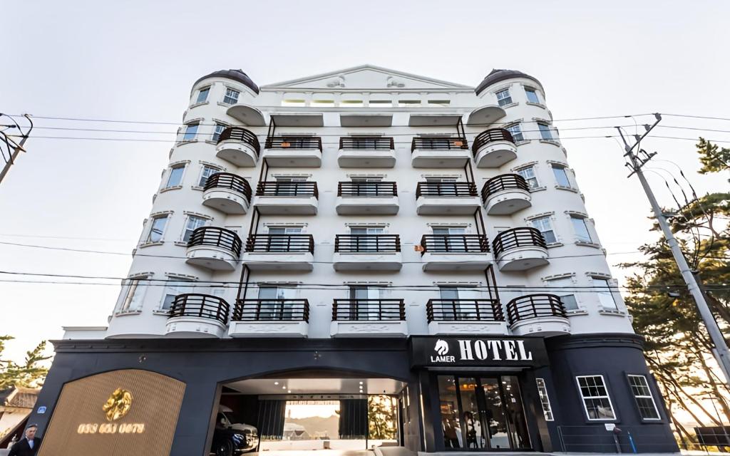Budova, kde se motel nachází