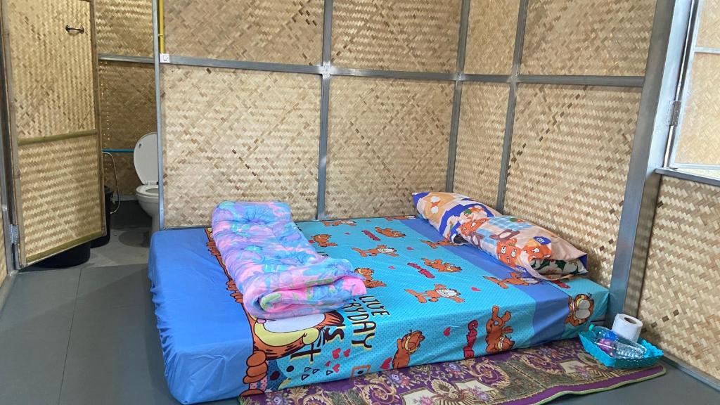 Postel nebo postele na pokoji v ubytování Poopha home stay
