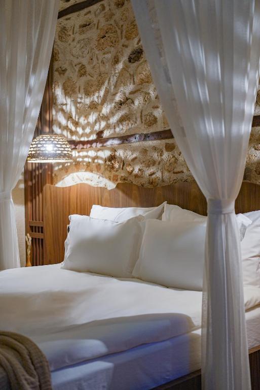 Belmondo Suites Old Town Antalya - Deluxe Kamer Met Uitzicht Op De Straat