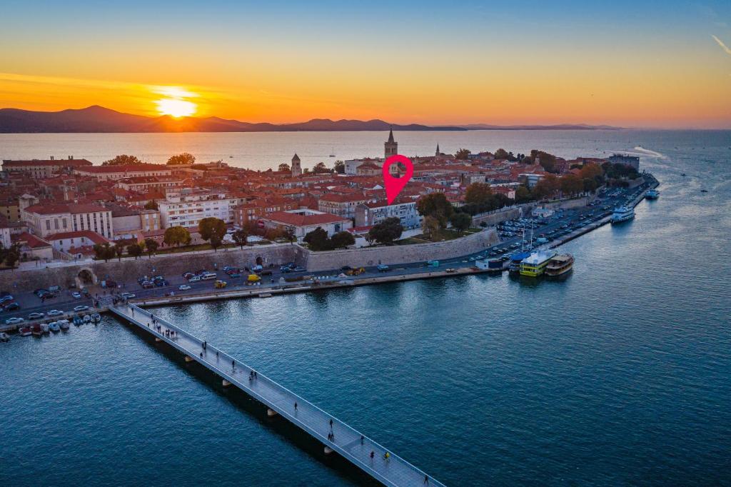 Studio and 2 rooms Zadar City Walls