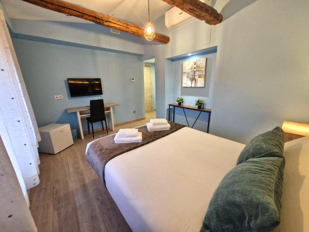 Feeling Home - Suites&Rooms - 3