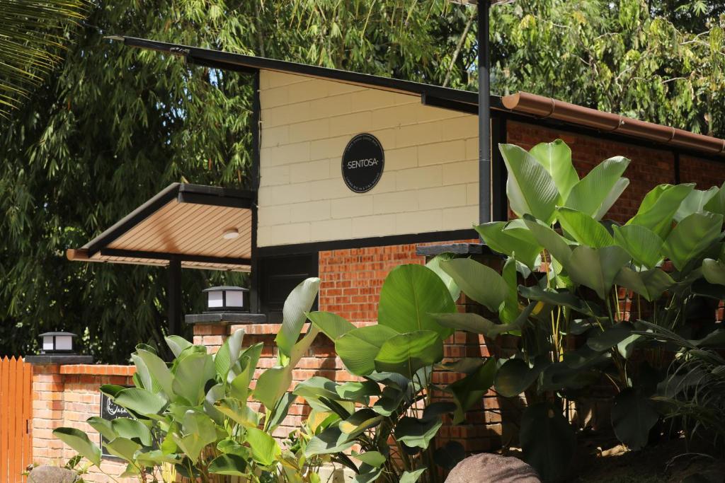 Zahrada ubytování Casa Damai Janda Baik - RIVERVIEW TINY HOUSE