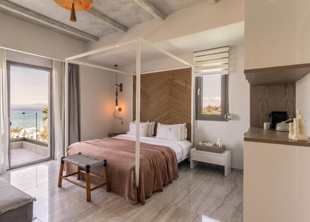 Blue Carpet Luxury Suites - 1