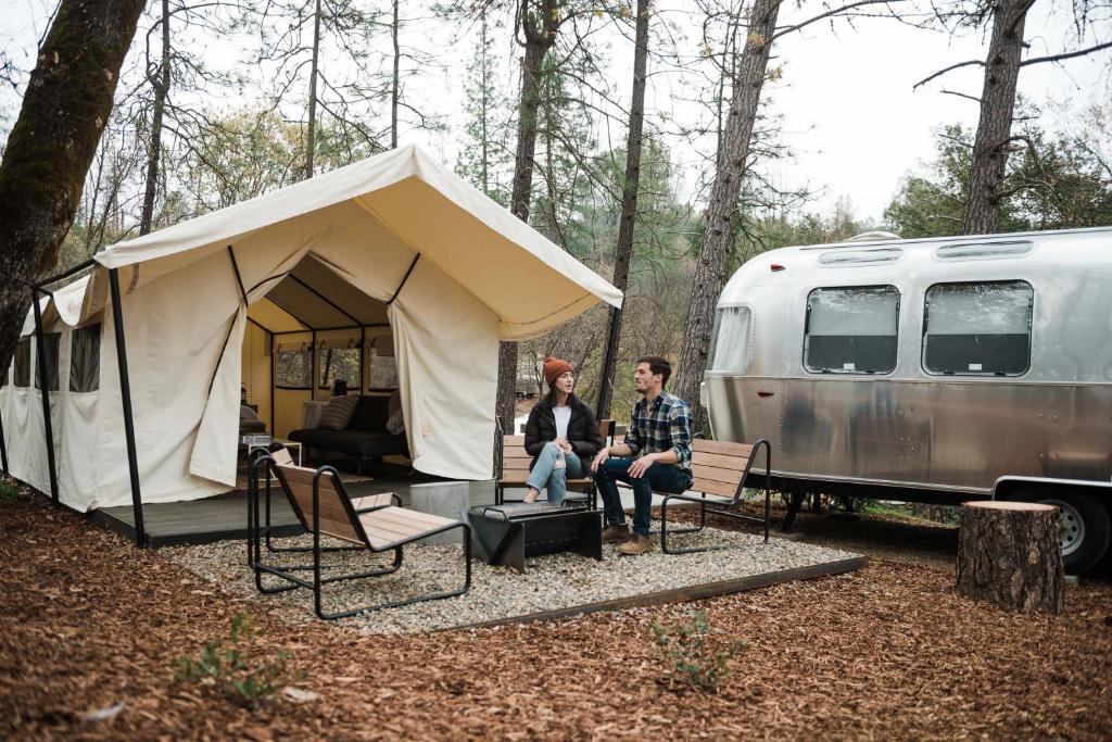 Hosté ubytování AutoCamp Sequoia