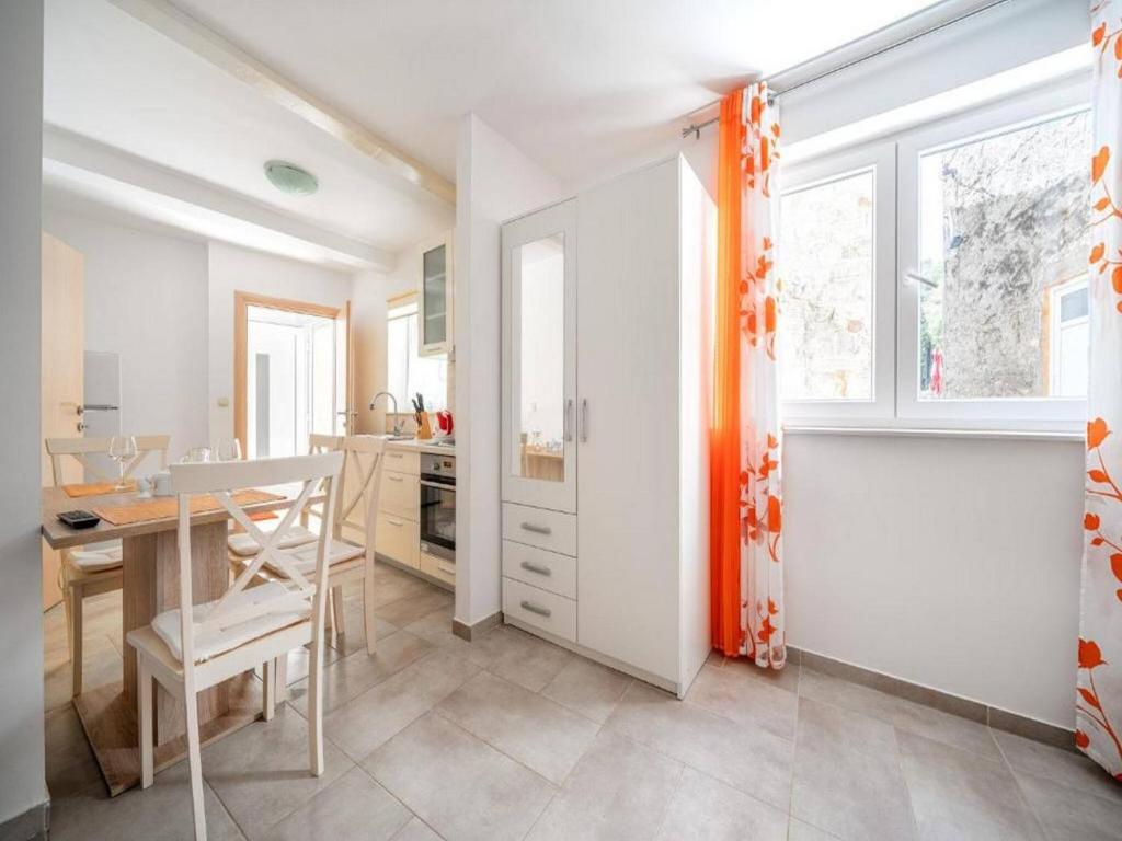 Fotografie z fotogalerie ubytování Apartments Matija v destinaci Vodice