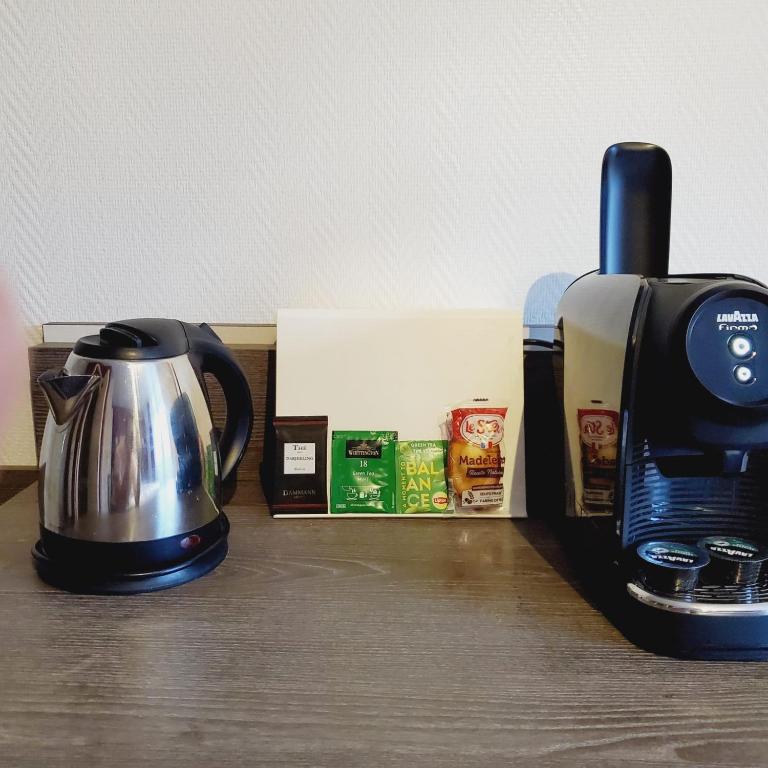 Hôtel PRADO avec Parking - Proche Zénith - Resim 23