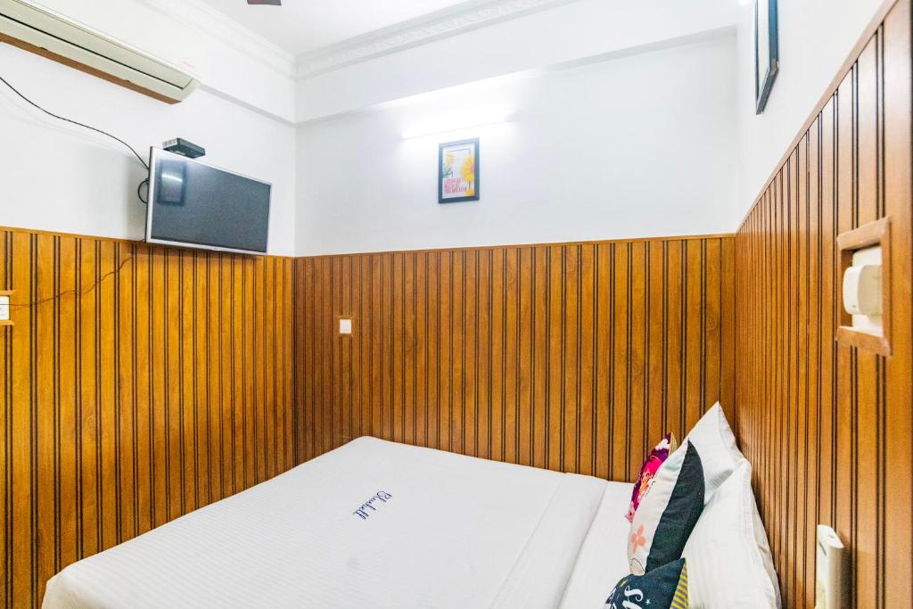 TV a/nebo společenská místnost v ubytování Blue Bell Hotel