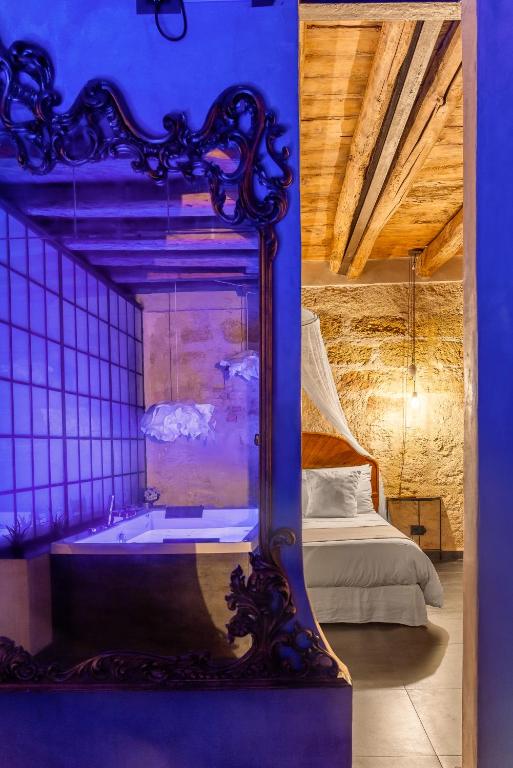 A bathroom at Guccia home