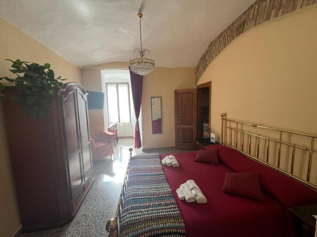 La Torre della Piramide - Double Room With Private Bathroom