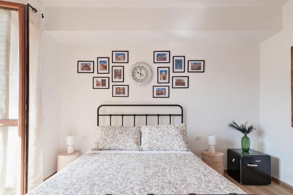 Postel nebo postele na pokoji v ubytování 7Rooms - Lecce Selection
