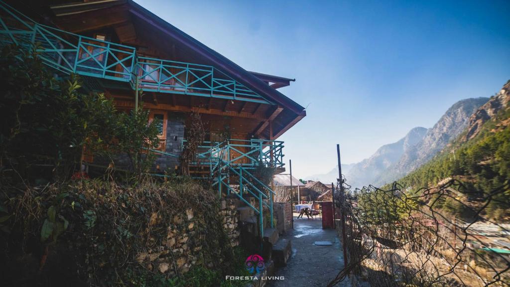 Γενική θέα στο βουνό ή θέα στο βουνό από  αυτό το θέρετρο