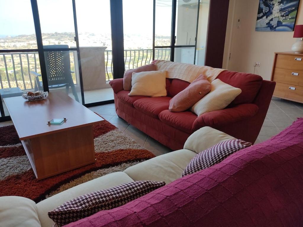 Posezení v ubytování Lovely 3-bedroom apartment with stunning views