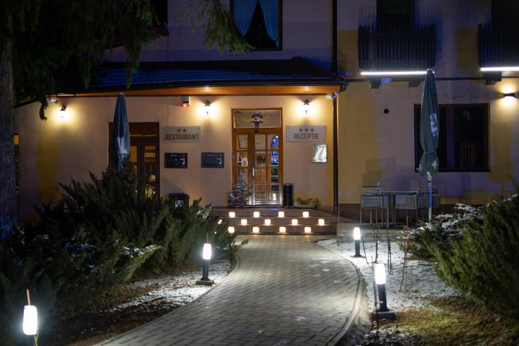 Budova, kde se hotel nachází