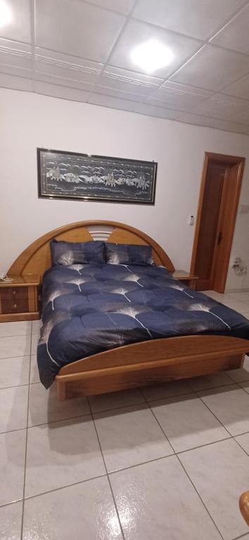 Postel nebo postele na pokoji v ubytování Cosy spacious maisonette