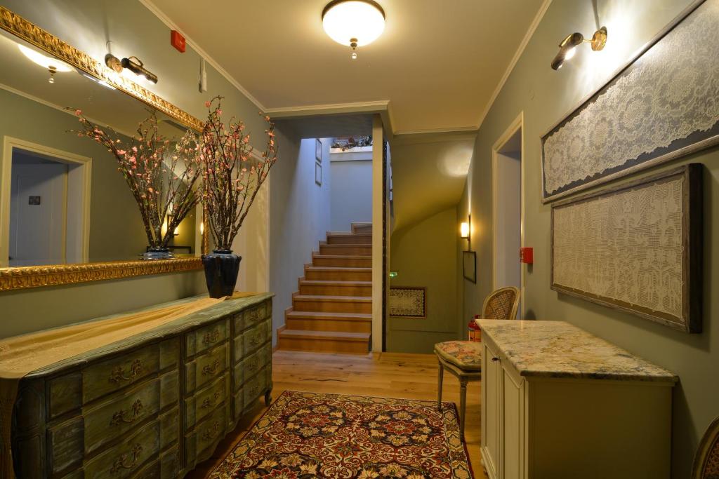 Hotel Antique - Resim 34