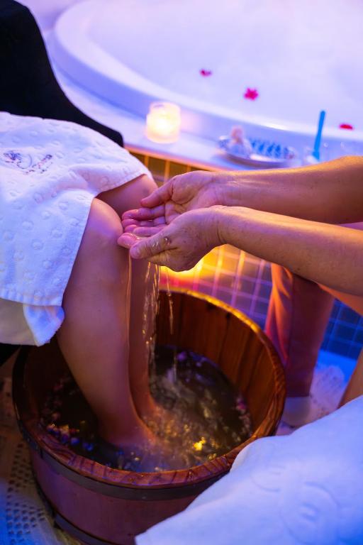 Hosté ubytování Nadai Confort Hotel e Spa