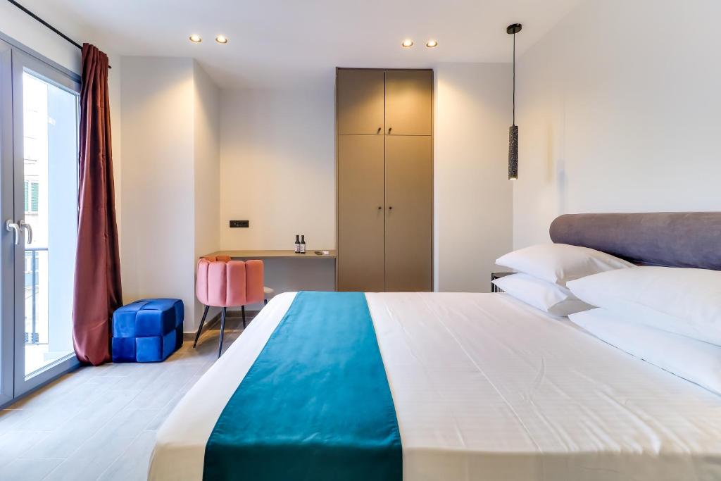 ABOV Athens - Resim 7