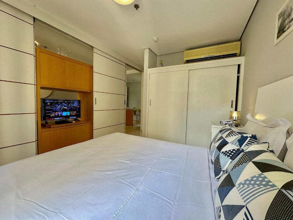 Postel nebo postele na pokoji v ubytování Times Square Moema - Avenida Jamaris 100 - UH713