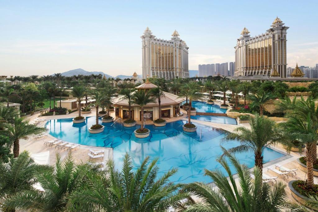 Bazén v ubytování JW Marriott Hotel Macau nebo v jeho okolí