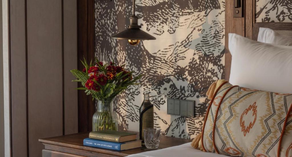 Anantara Golden Triangle Elephant Camp & Resort - Suite Exploradora Del Mekong