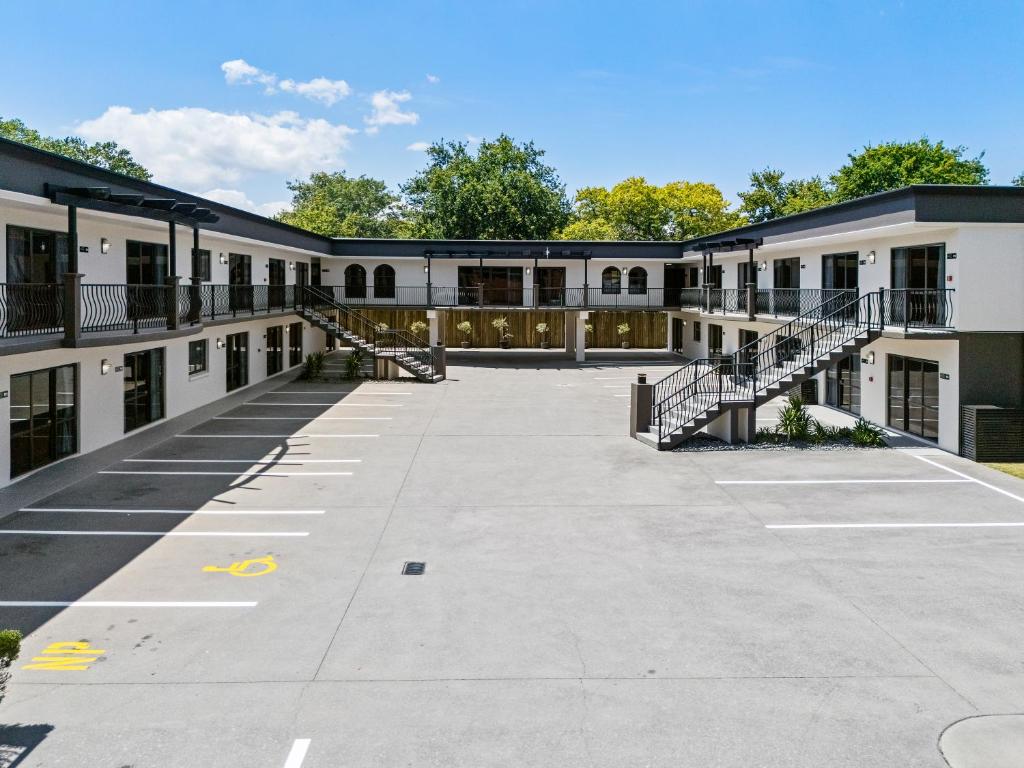 Stay 280 & Stay 284 Rotorua - Refurbished Modern Accommodation