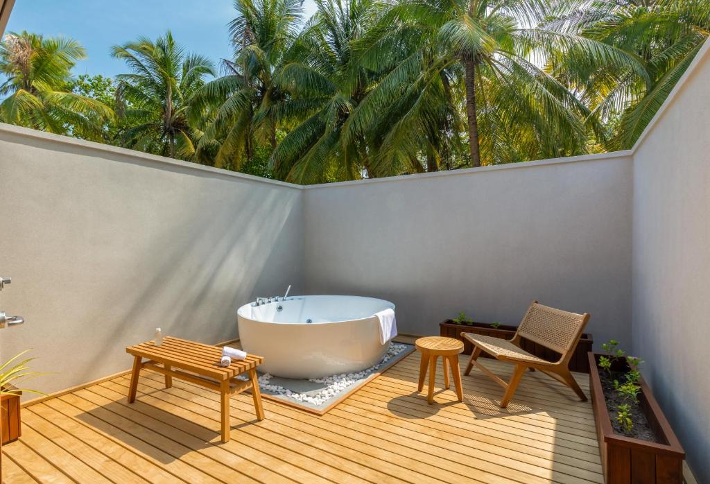 Meeru Maldives Resort Island photo