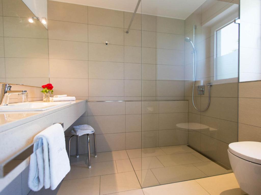 Koupelna v ubytování Hotel Seepark Garni